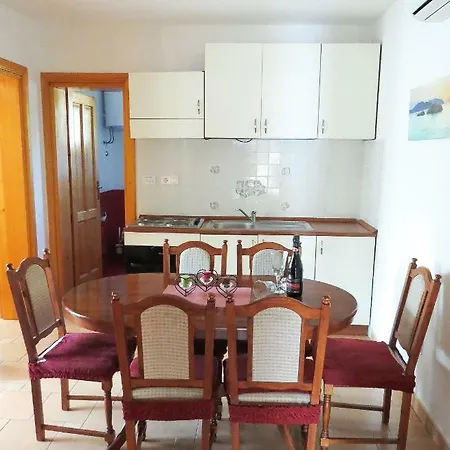 Daria Apartment