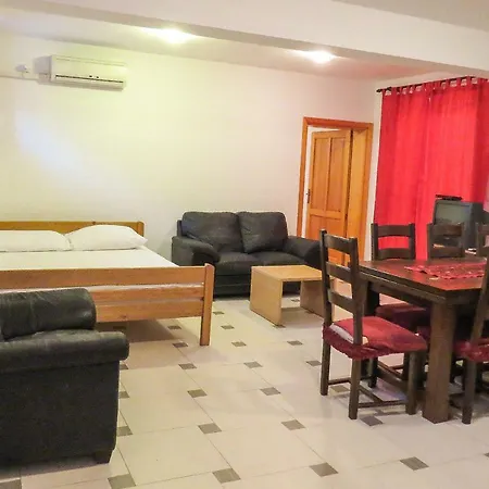 Daria Apartment Pakostane