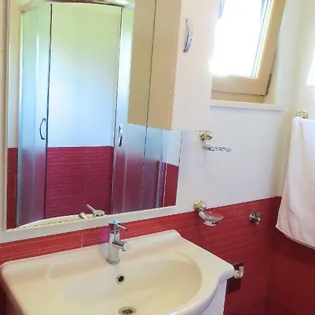 Daria Apartment *