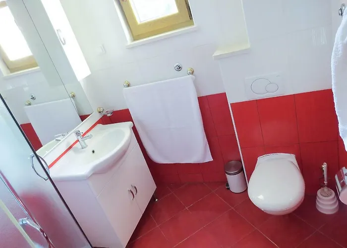 Daria Apartman Pakostane